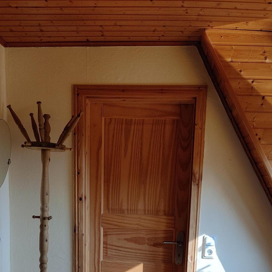 Ferienwohnung Im Rohrdachhaus Wustrow  Buitenkant foto